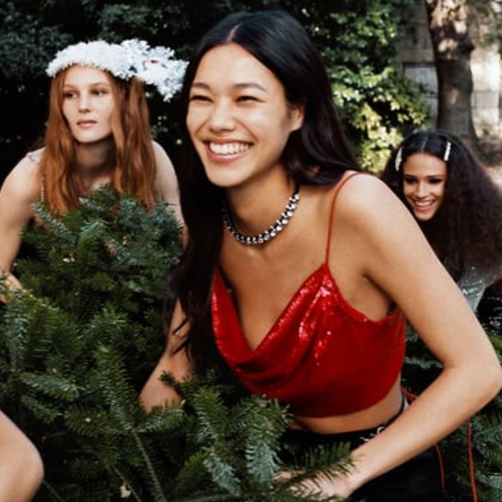 ZARA BLOGGER'S FAVE RED SEQUIN CROP TOP